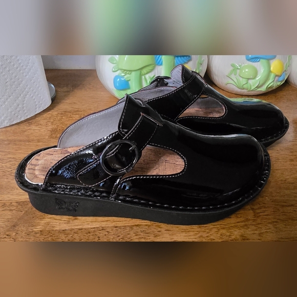Alegria Shoes - Shiny Black Kids Shoes